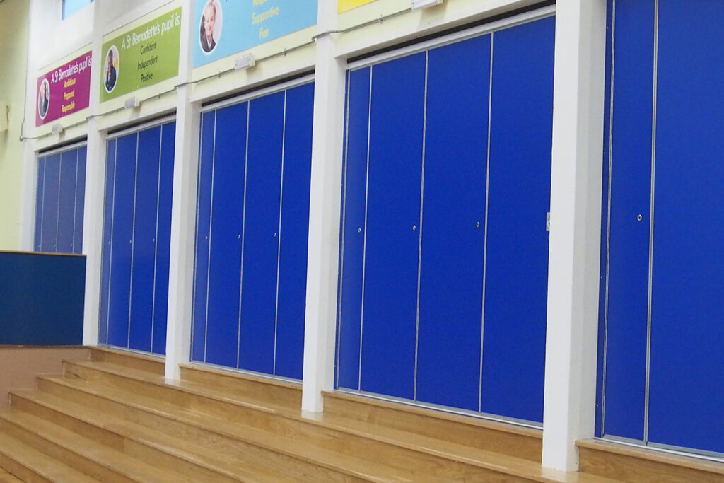 The Benefits of Sliding Partition Doors for Modern Workspaces 10 Sliding partition doors